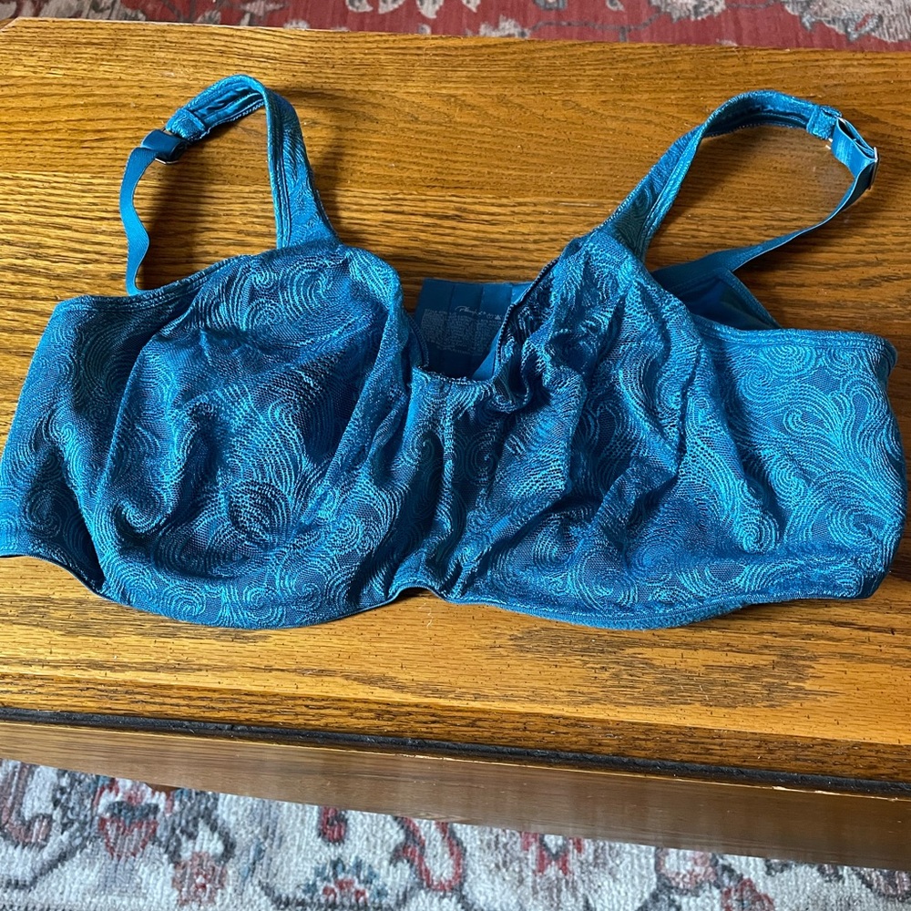 42D bra